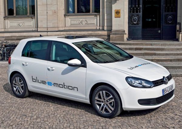 Volkswagen Golf Blue-e-motion