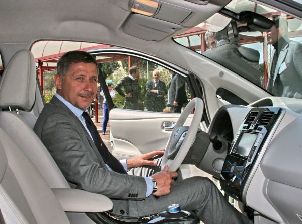 Il Direttore Generale dell'INGV Massimo Ghilardi all’interno della LEAF