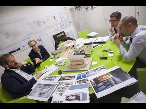 Orecchini, Cucinella, Thun, Leonardi - Protectaweb