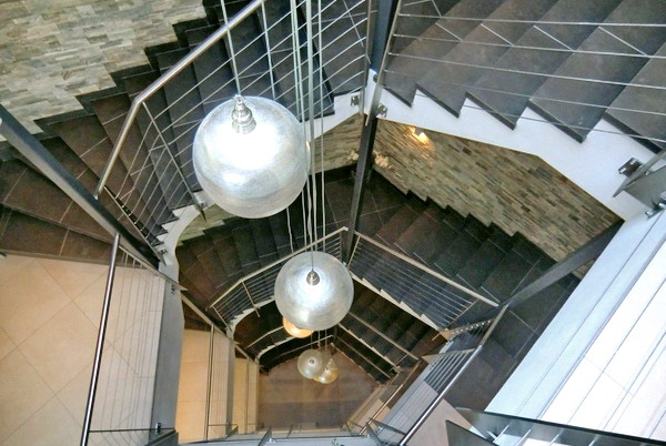 Scala elicoidale, sky tower spa