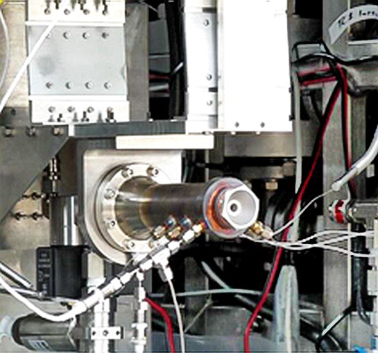 Propulsore monopropellente pronto per lo sparo stazionario