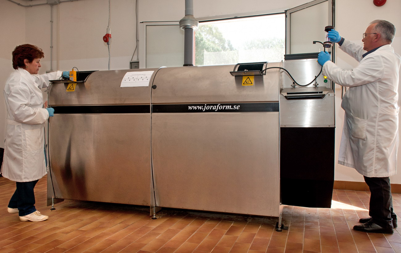 Compostatore ENEA per riciclaggio rifiuti organici