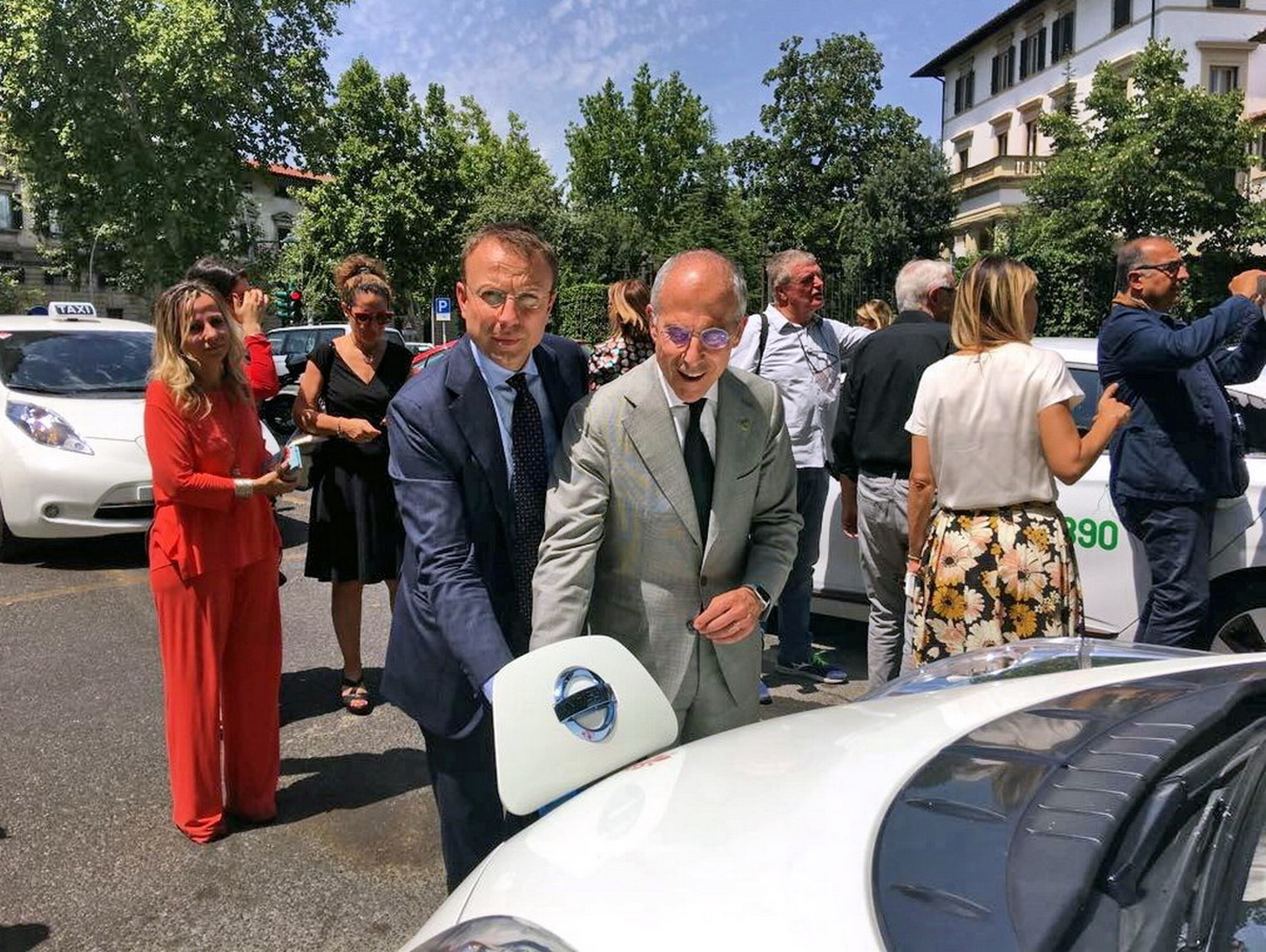 taxi elettrici firenze